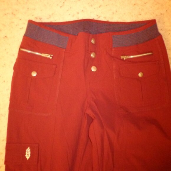 Free People Movement Cascade Flares S Oxford Snap Closure Pockets Adj. Hem - Picture 8 of 16